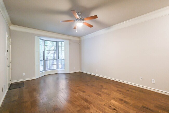 Photo - 2700 Revere St Unit 106