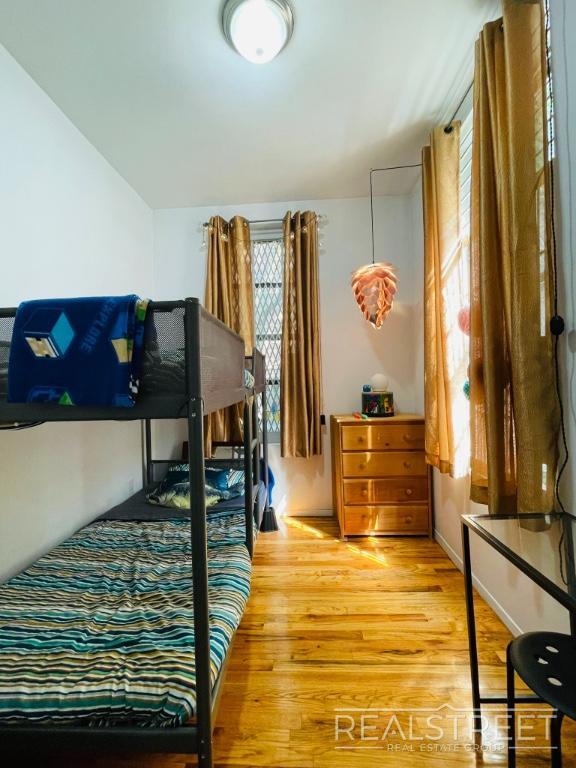 Photo - Newly Renovated Spacious 2BR in Heart of Park Slope Unit 1