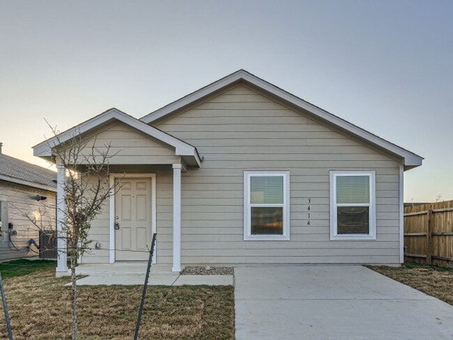 Building Photo - Adorable 3 bedroom for rent in St. Hedwig! Only 10 miles from Randolph AFB