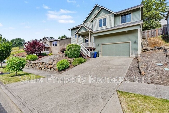 Photo - 2495 Benjamin Ave NW