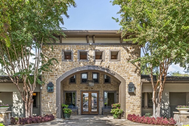 Photo - Palomino Apartments Homes
