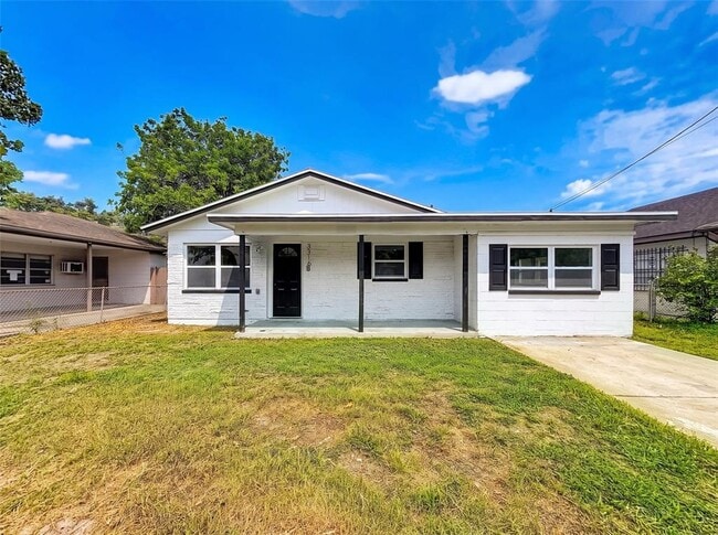 Photo - 3316 W Nassau St