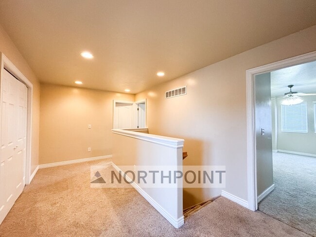Photo - 3 Bed 2.5 Bath Townhome