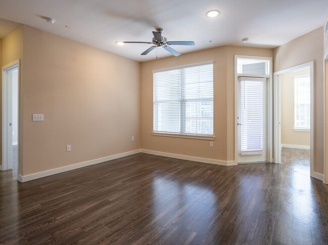 Photo - Save Big—Call Now! Get $500 Off Your Rent! Unit SLC2