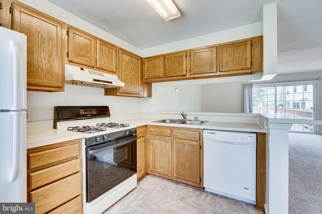 Photo - 3 level townhouse in Kinstowne area