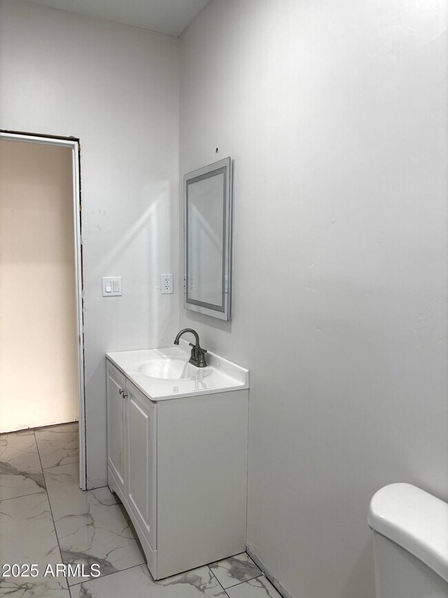 Photo - 4000 Santa Fe Ave