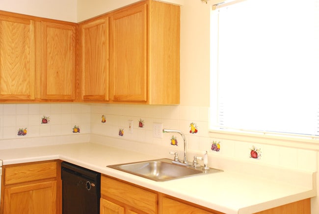 Northridge Court Apartments For Rent in Spokane, WA