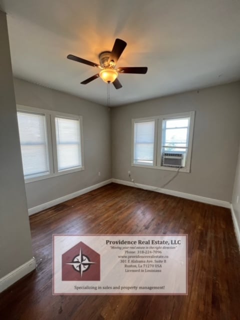 Photo - 403 Everett St