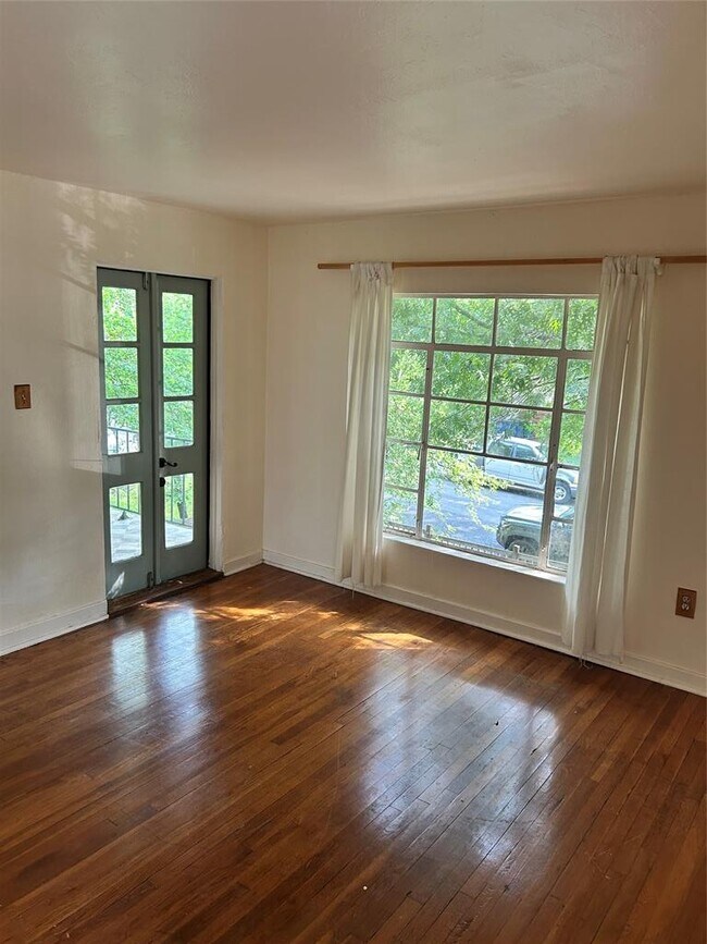 Photo - 1413 Kirkwood Rd
