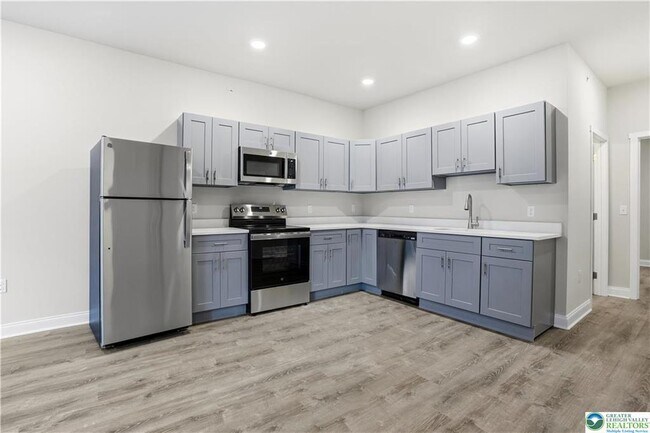 109 S Centre St Unit 7