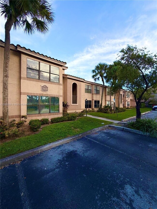 Building Photo - 2900 S University Dr Unit 9201 Rental