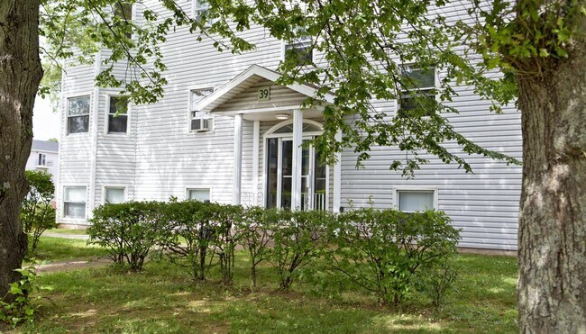 Photo - Kensington Court