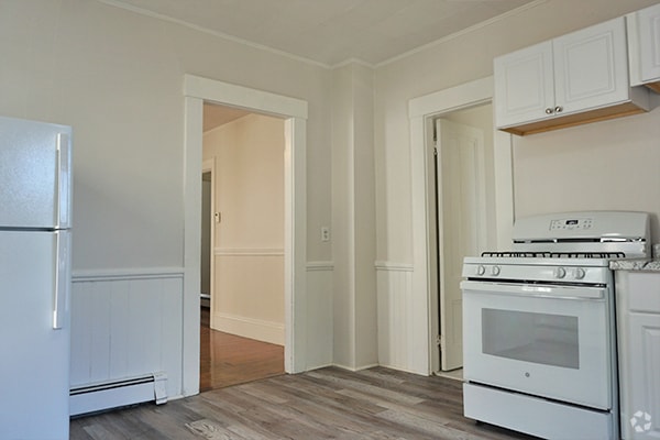 Building Photo - 29 Maple St Unit 1l Rental