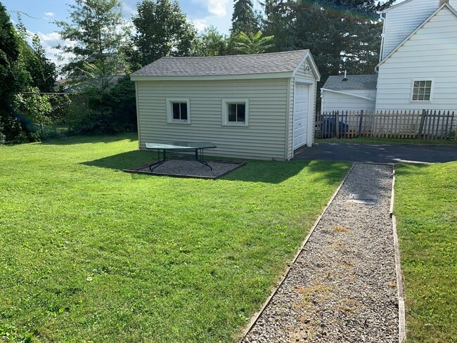 Photo - 12 Greendale Ave Unit 2