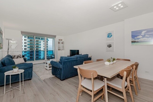 Photo - 2301 Collins Ave Unit 1115