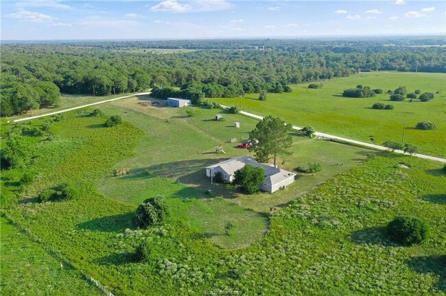Photo - 7 acres with 5 bed, 3 bath less than 25 minutes from town!
