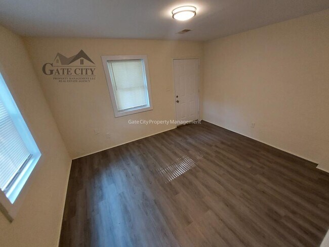 Photo - 1513 Wendell Ave