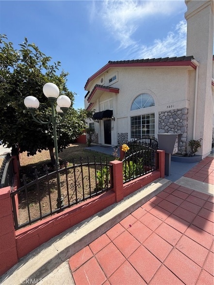 Building Photo - 5801 Encinita Ave