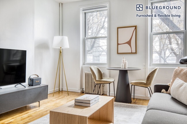 472 Smith St Unit SI FL2-ID759