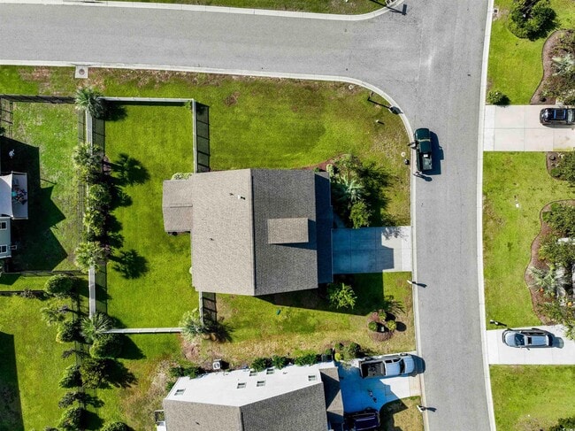 Photo - 2713 Scarecrow Way