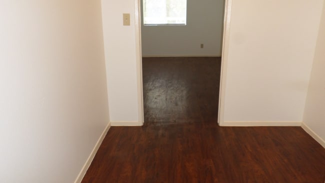 Photo - 5271 Huntington Dr N Unit 203