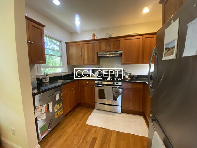 Photo - 10 Selkirk Rd Unit 3CP