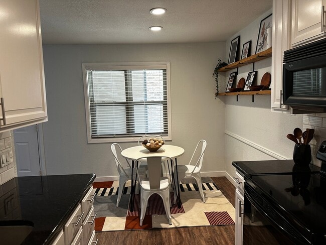 Photo - 1421 S 12th St Unit 109