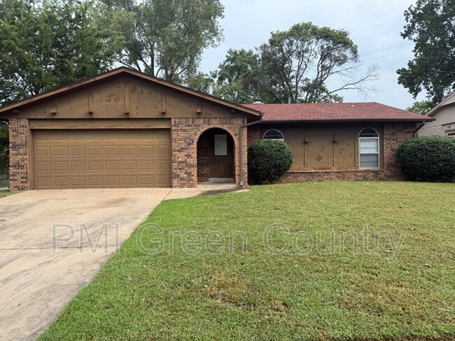 Building Photo - 112 W Austin St Rental