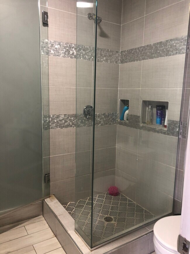 Photo - 15 Garden St Unit 3