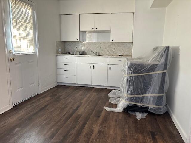 Photo - 403 Teak Ave