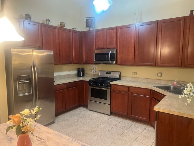 659 Arbor Cir