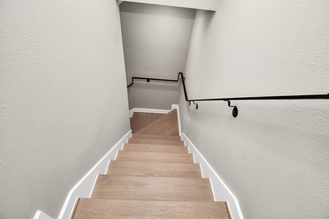 Photo - 316 Thornton Rd