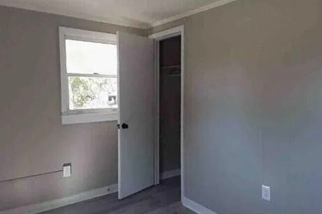 Photo - 313 Jacobs St