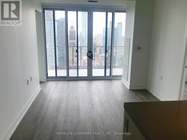 Photo - 7 Grenville St Unit 4305