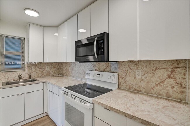 Photo - 1674 Bay Rd Unit 405