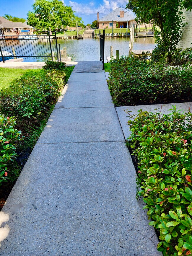 Photo - Bella Del Mar