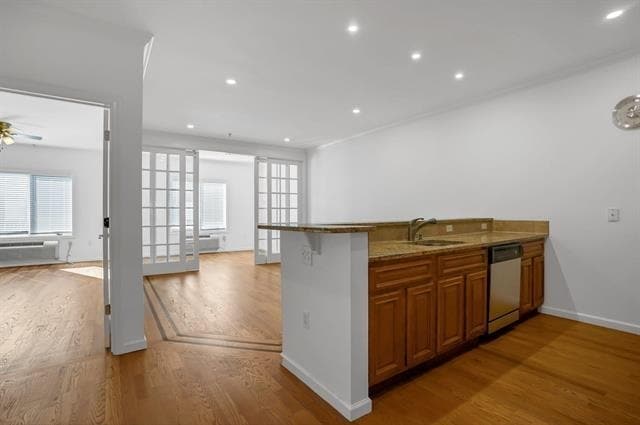 Building Photo - 528 52nd St Unit 206 Rental