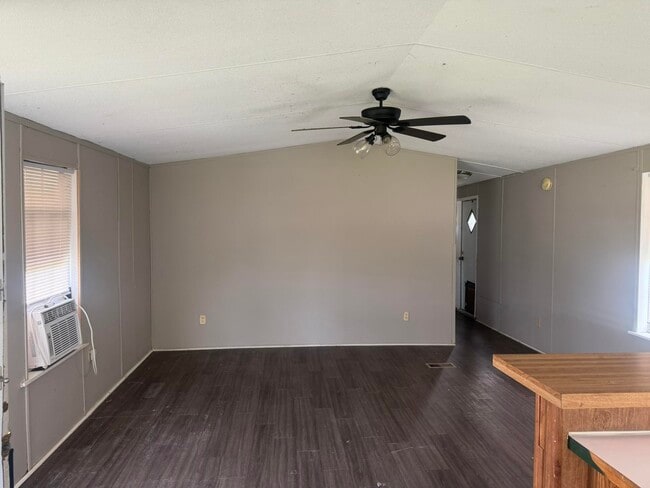 Photo - 316 N Crocker St
