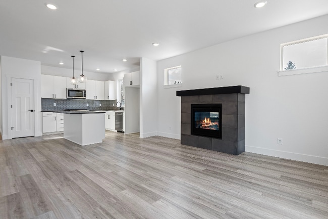 Photo - 971 W Linda Ave