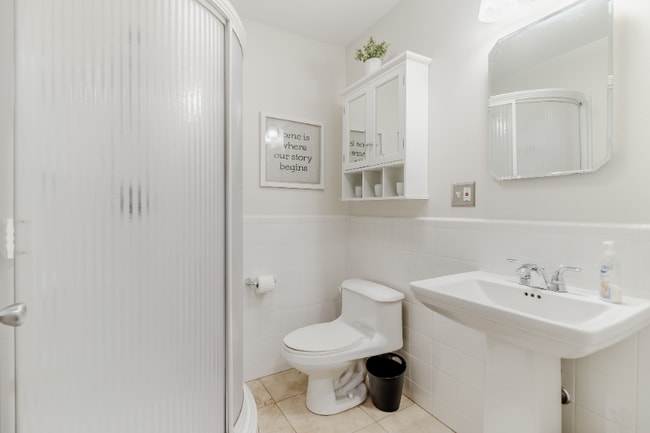 Photo - 915 Stewart Dr