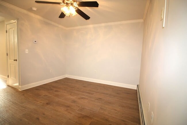 Photo - 34 Morris St