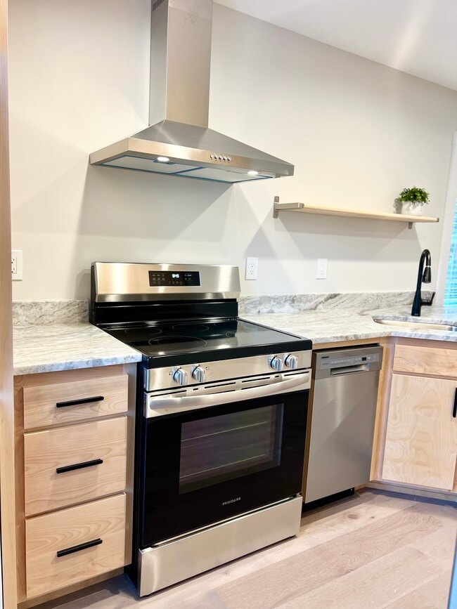 Photo - 179 Butternut St