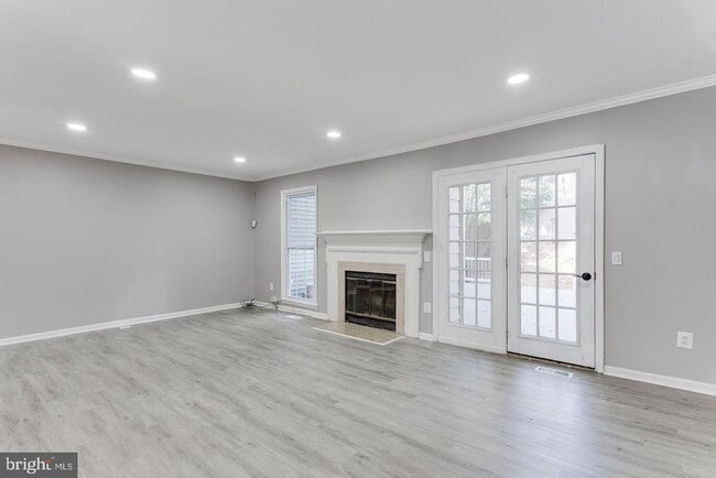 Photo - 304 Crescendo Way