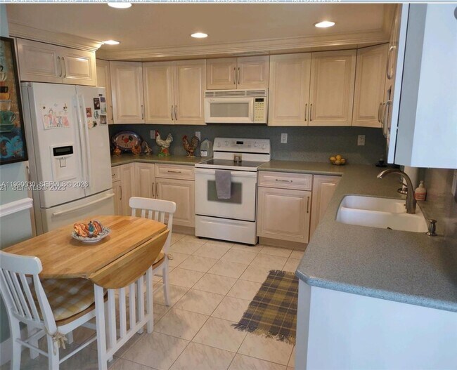 Photo - 1600 S Ocean Dr Unit 6K