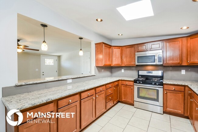 Photo - 1702 S Avenida Del Sol