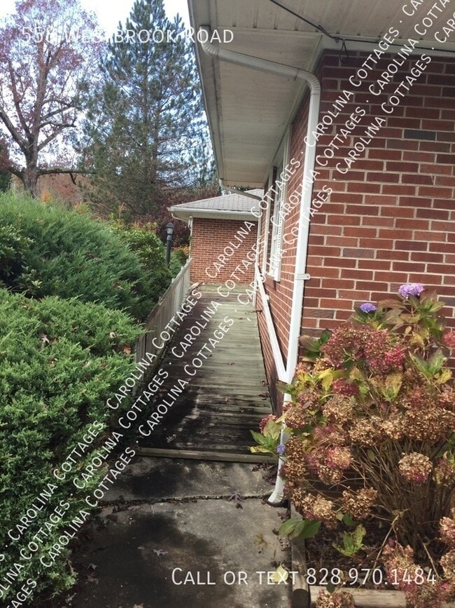 Photo - 558 Westbrook Rd