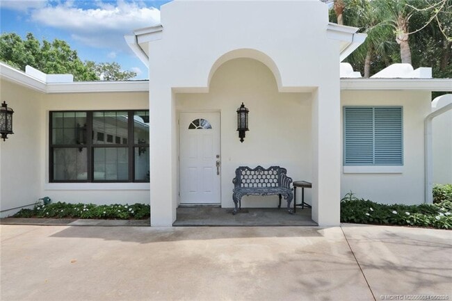 Photo - 21 Emarita Way