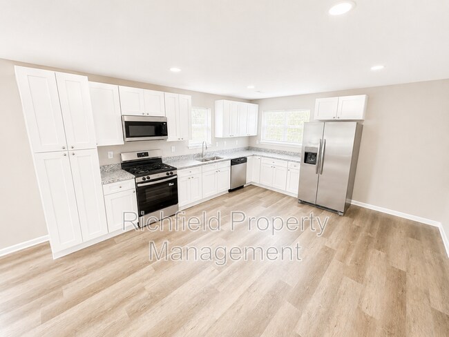 Photo - 2511 Columbia Ave