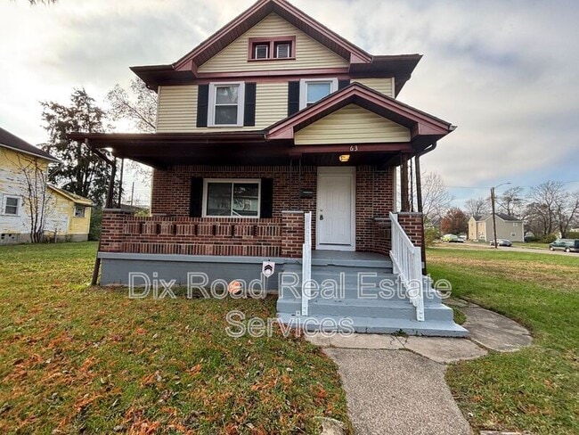 Building Photo - 63 Hallwood Ave