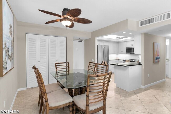 Photo - 440 Seaview Ct Unit 409